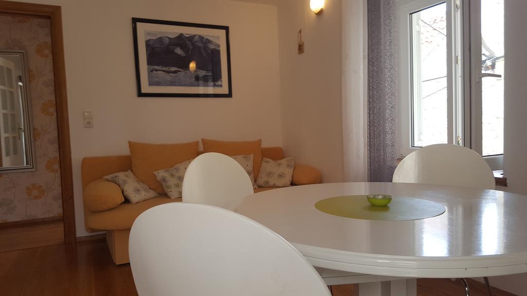 Apartments Karlo Makarska Esterno foto