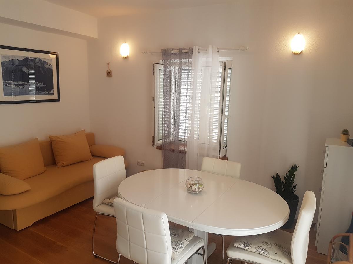 Apartments Karlo Makarska Esterno foto